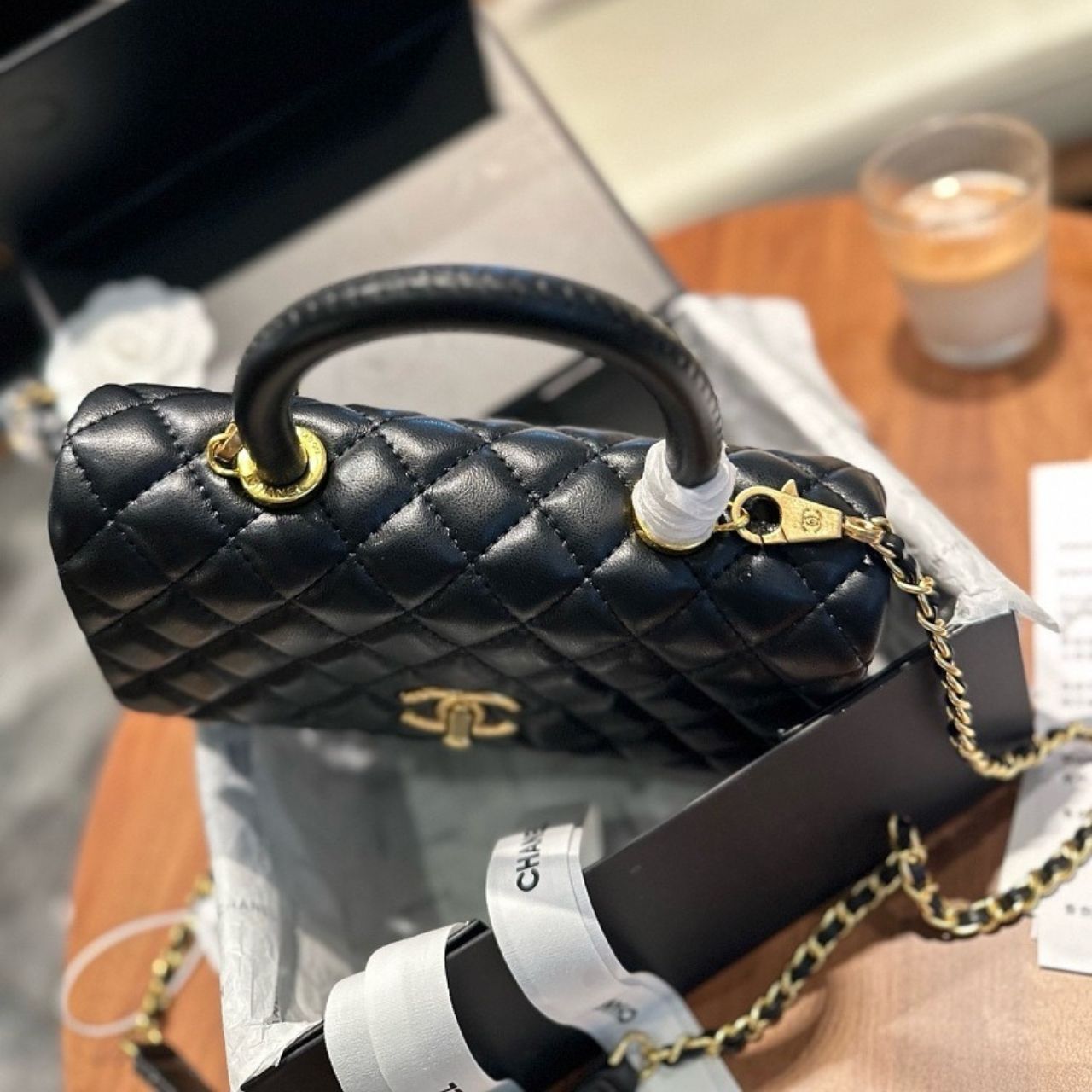 Chanel Flap Bag With Top Handle Gold Tone Metal Black 24cm A92990 B05061 94305 - Image 3
