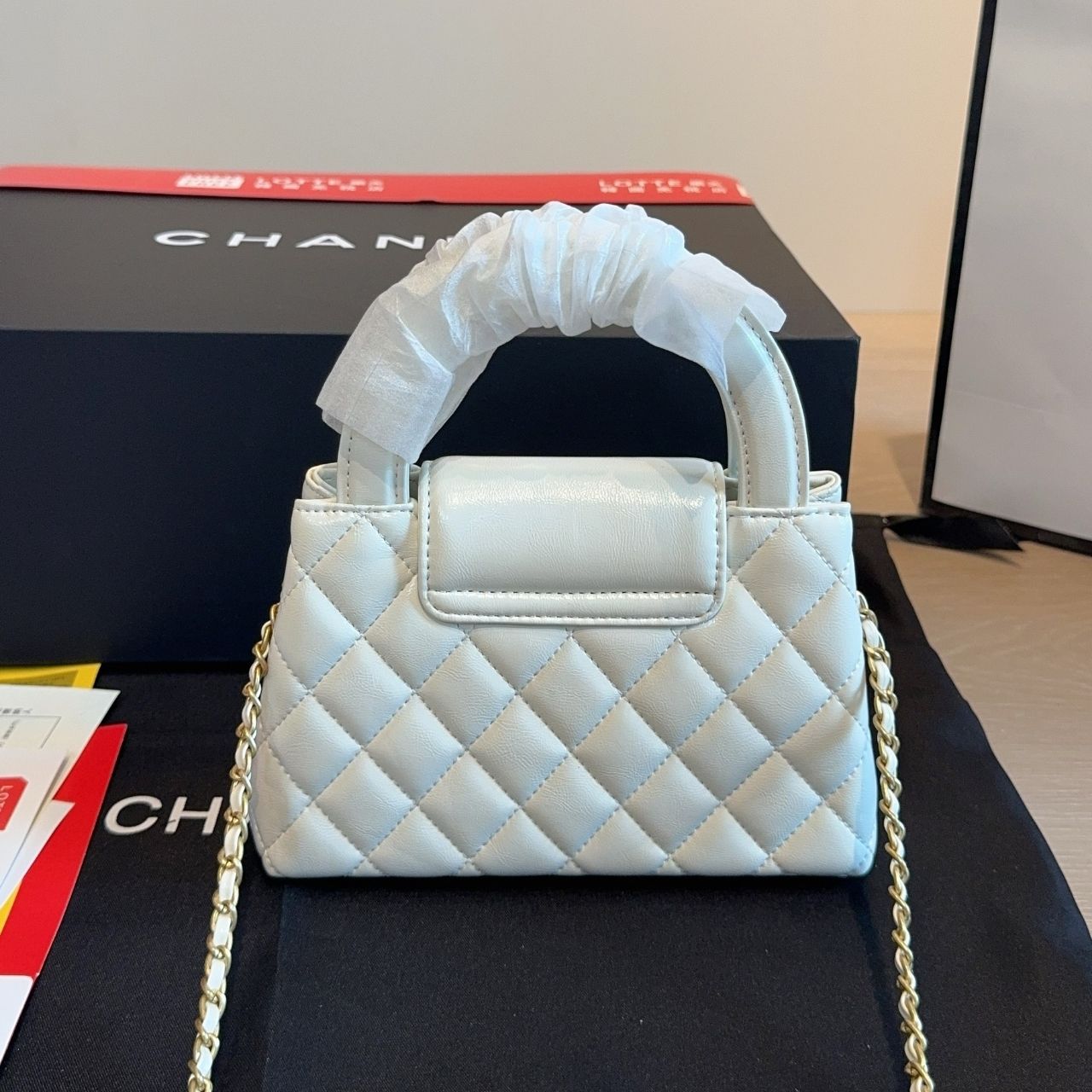 Chanel Quilted Shiny Aged Calfskin Mini Kelly With Gold 13cm AS4416-B23757-94305 - Image 3