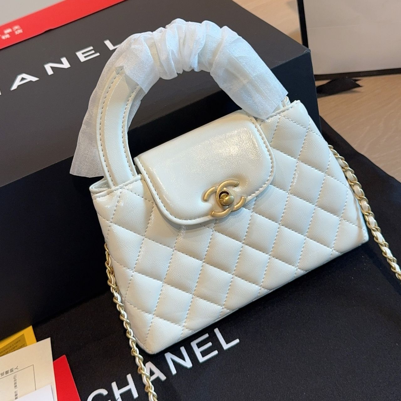 Chanel Quilted Shiny Aged Calfskin Mini Kelly With Gold 13cm AS4416-B23757-94305 - Image 6