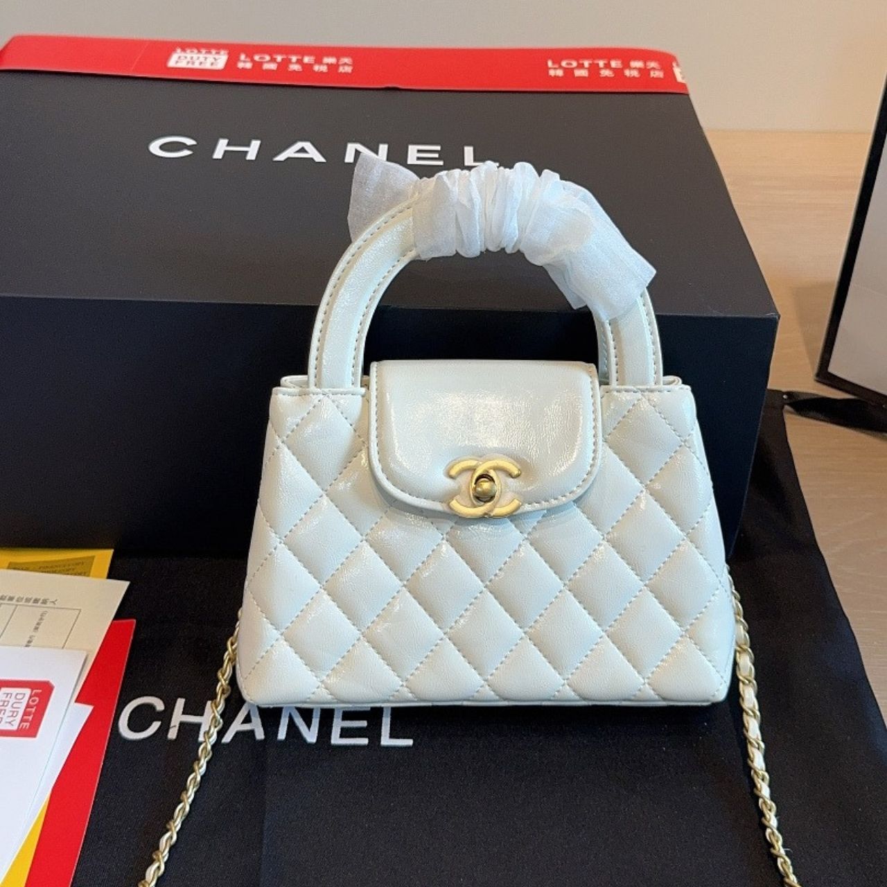 Chanel Quilted Shiny Aged Calfskin Mini Kelly With Gold 13cm AS4416-B23757-94305 - Image 2