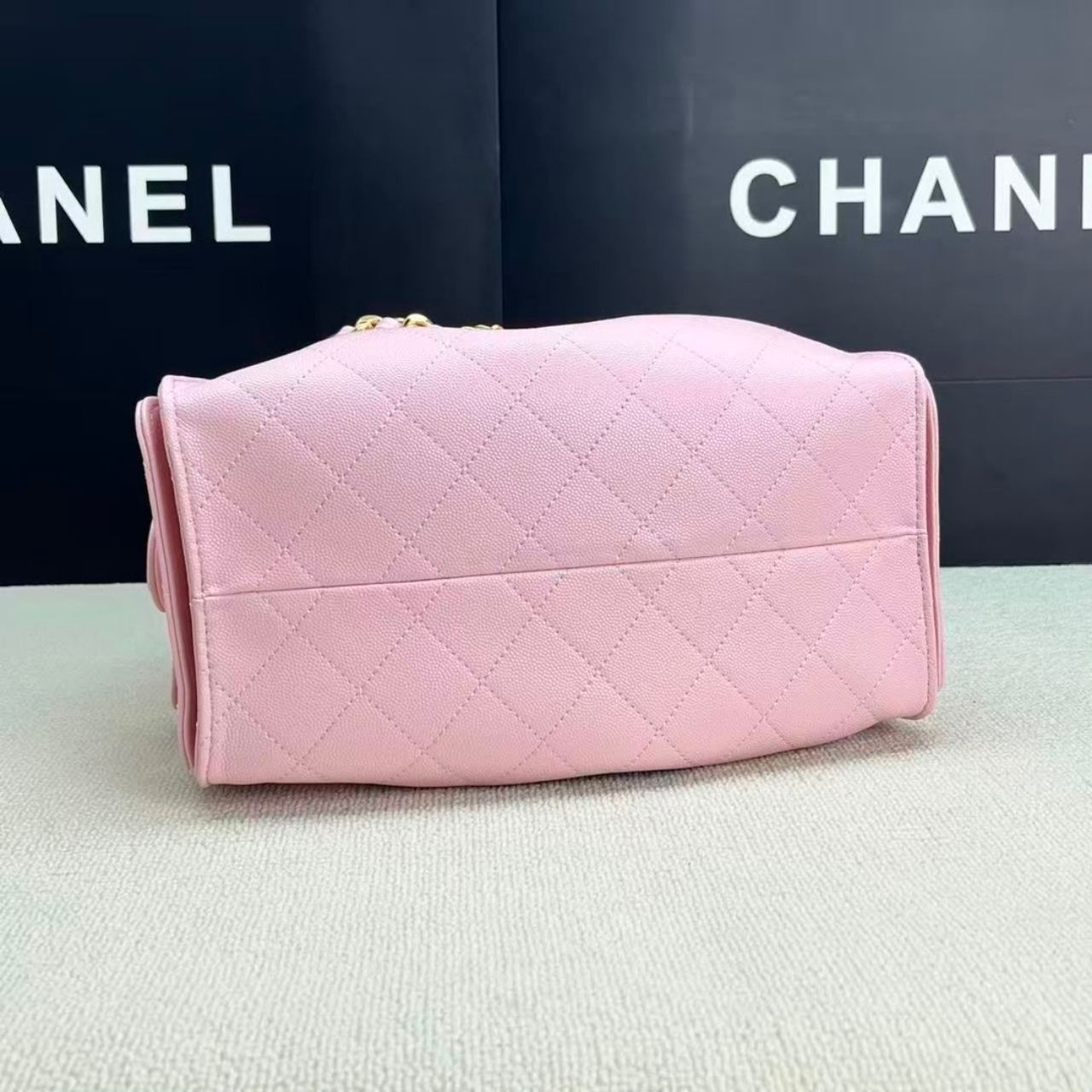 Chanel Fall Winter 2026 Pre Collection Chanel 25 Handbag Light Pink 30cm AS5631 B24704 UA954 - Image 6