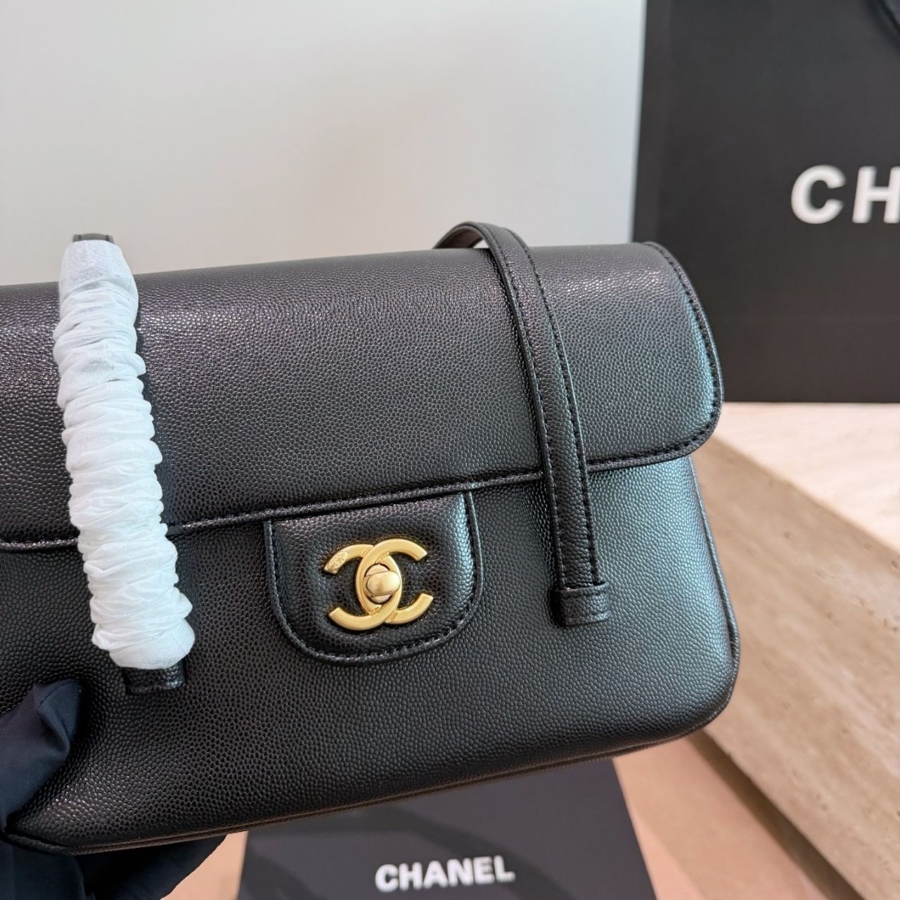 Chanel Small Flap Bag Grained Shiny Calfskin Gold-Tone Metal Black 15cm AS6130 B23483 U2366 - Image 8