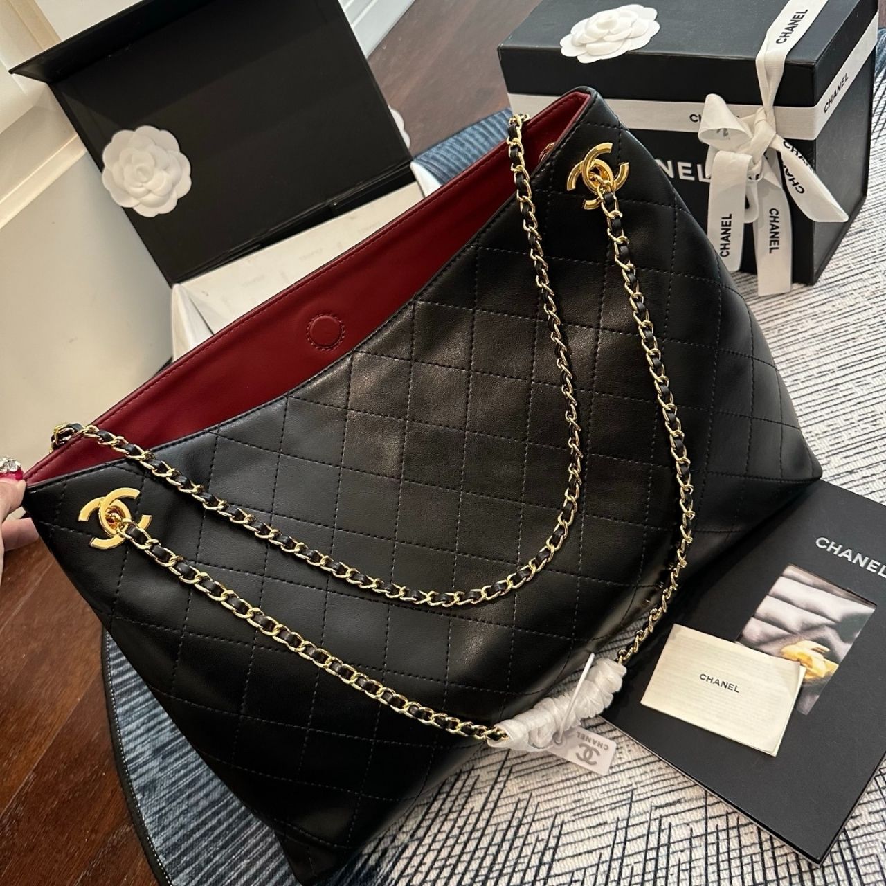 Chanel Metiers Dart 2026 Tote Black 30cm AS6387-B24030-94305 - Image 6