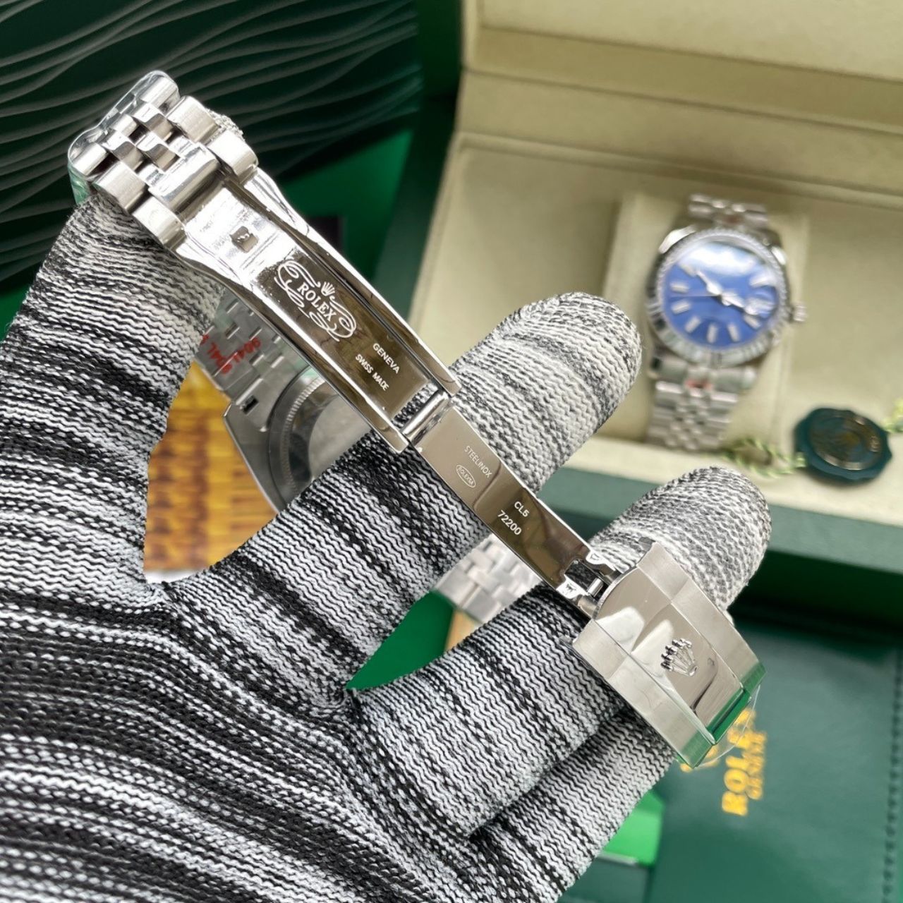 Rolex Datejust Diamond Bezel Black Dial 41mm 126300 - Image 3