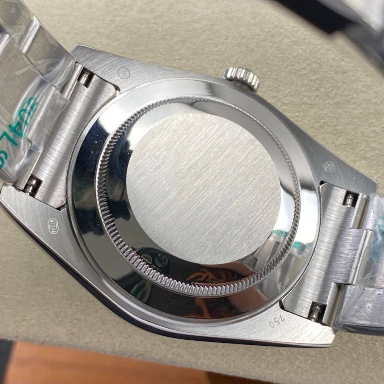 Rolex Datejust Green Dial 41mm - Image 8