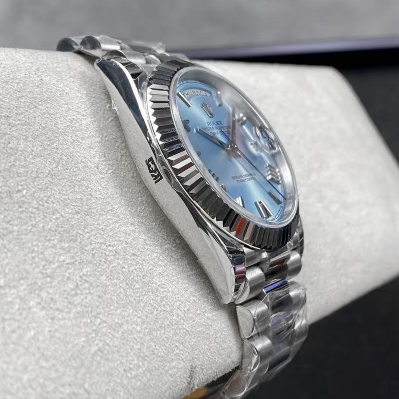 Rolex Day-Date 40 Ice Blue 40mm 228236 - Image 11