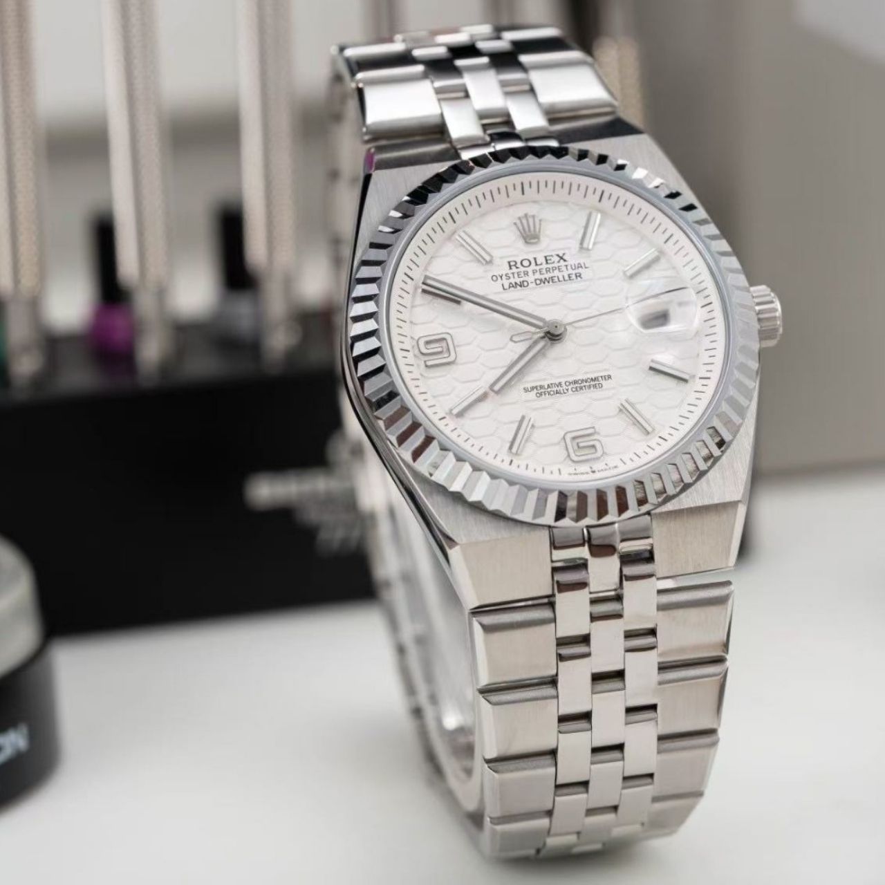 Rolex Land-Dweller White Dial 40mm 127334 - Image 4
