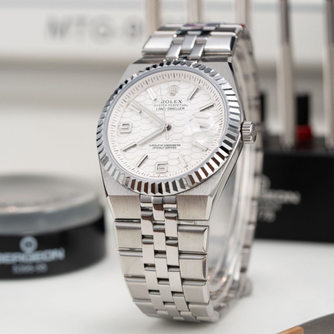 Rolex Land-Dweller White Dial 40mm 127334 - Image 5