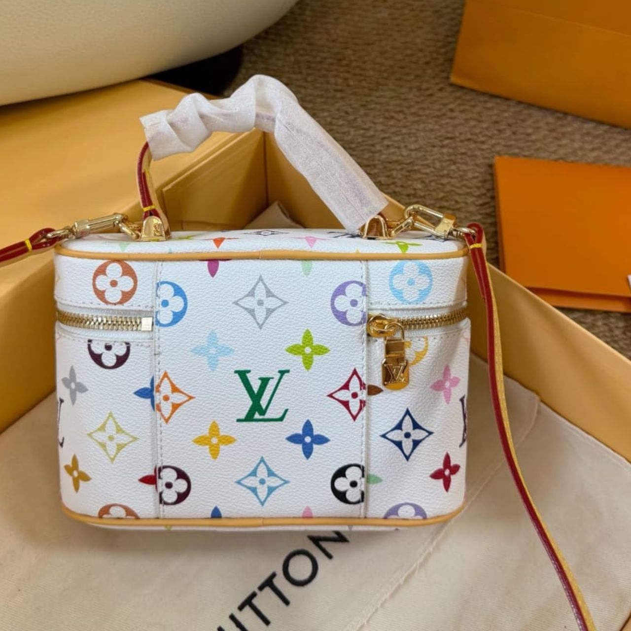 Louis Vuitton LV X TM Vanity Chain Pouch Multicolor White 19Cm M13662 - Image 5