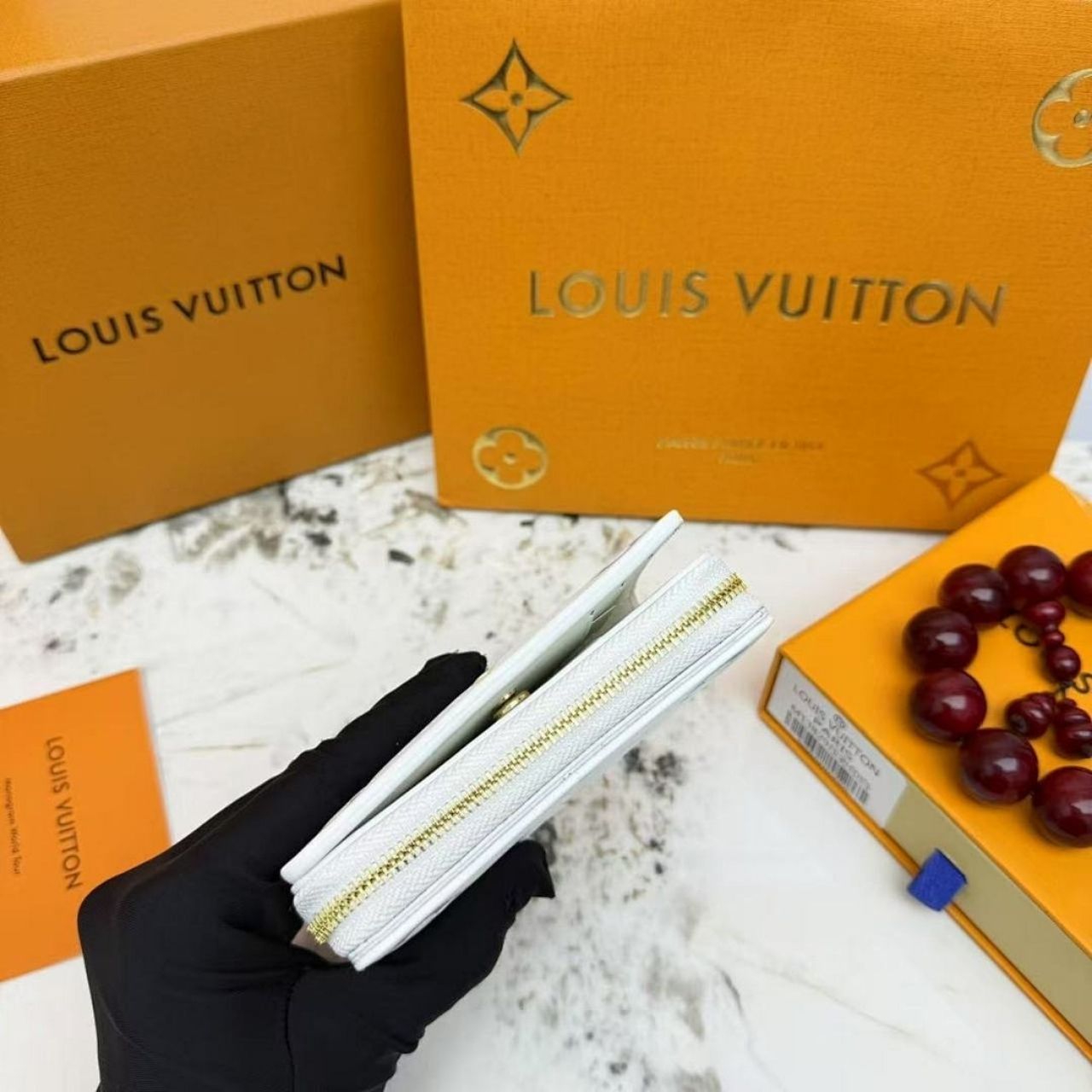 Louis Vuitton LV x TM Lou Wallet Monogram Multicolor White 11Cm M13829 - Image 5