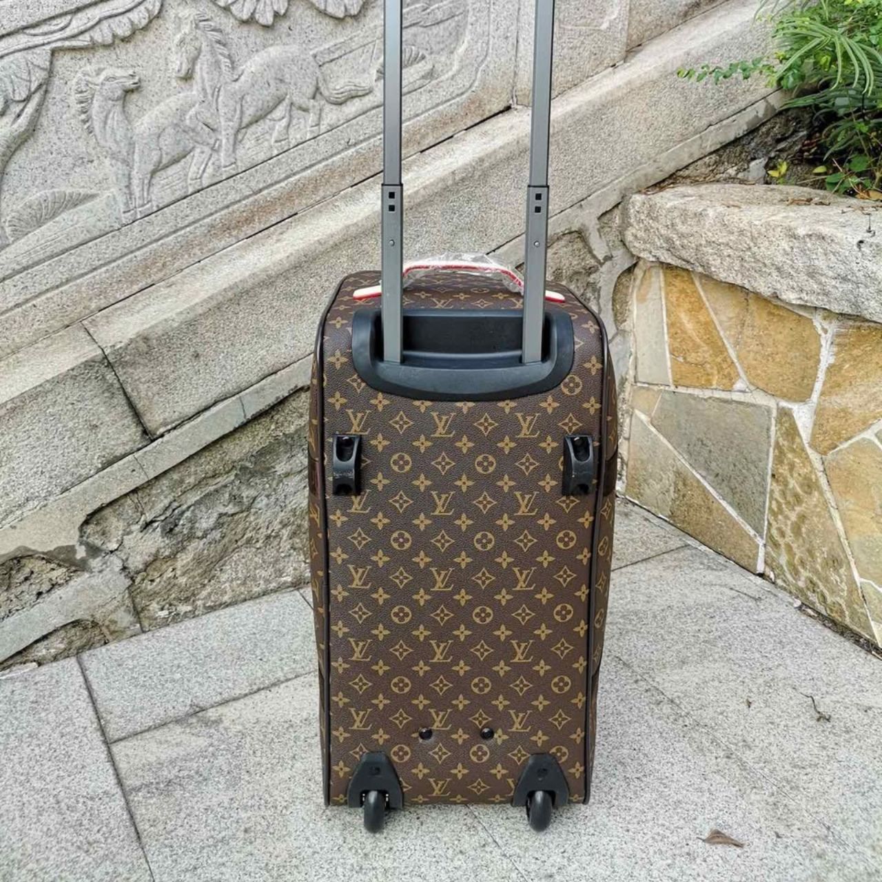 Louis Vuitton Horizon Soft Duffle 55 Monogram Canvas 55cm M20109 - Image 5