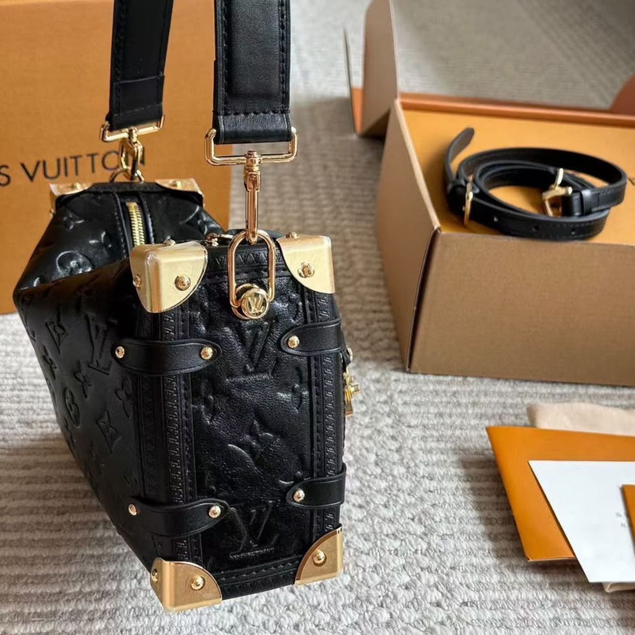 Louis Vuitton Side Trunk MM 23cm M26304 - Image 3