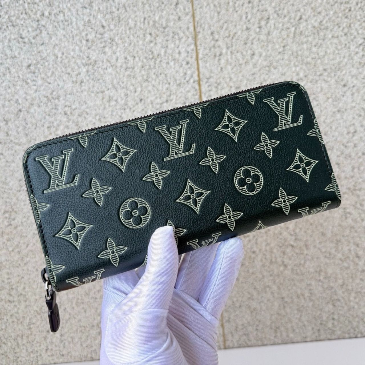 Louis Vuitton Zippy Wallet Horizontal Forest Green 21cm M27178 - Image 6