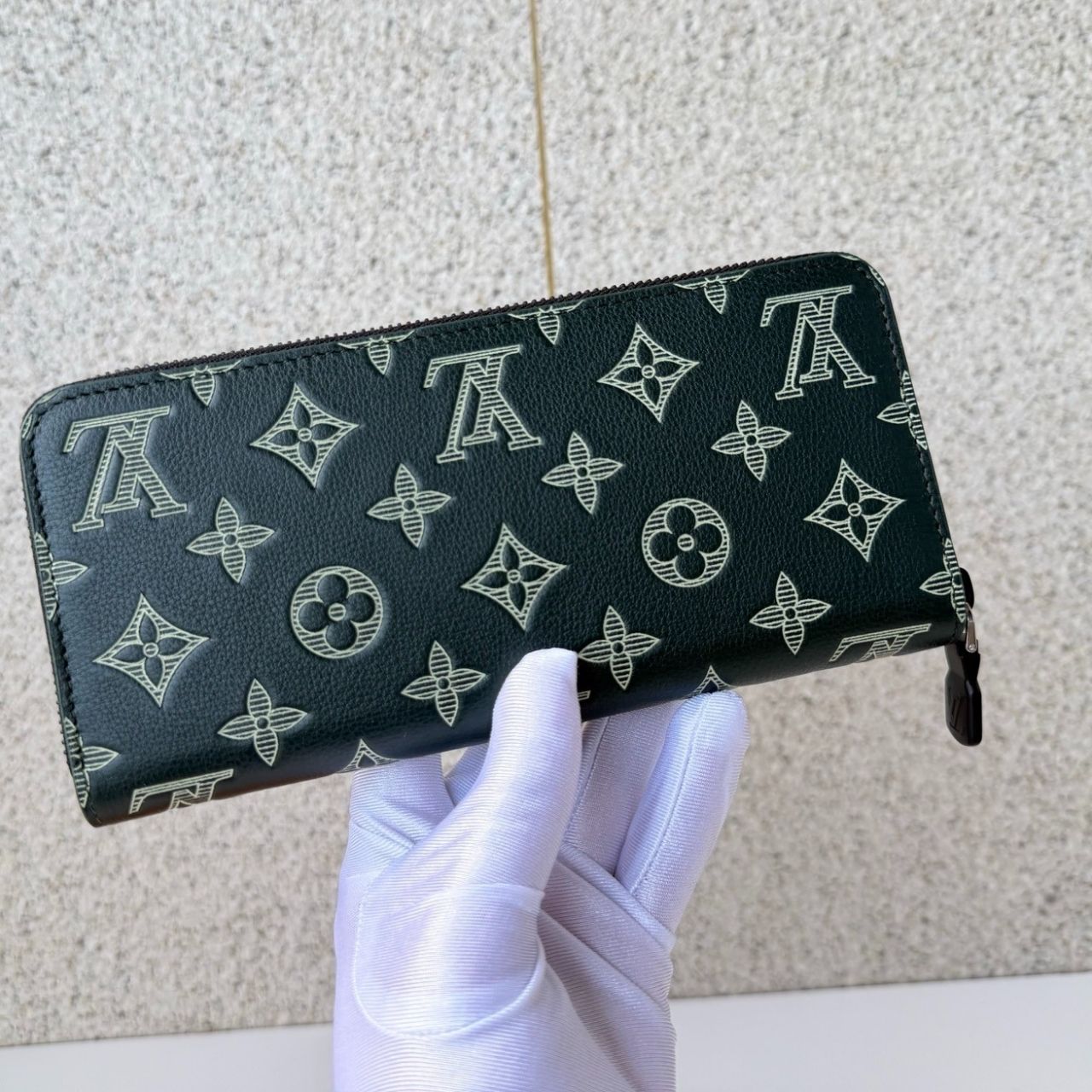 Louis Vuitton Zippy Wallet Horizontal Forest Green 21cm M27178 - Image 2