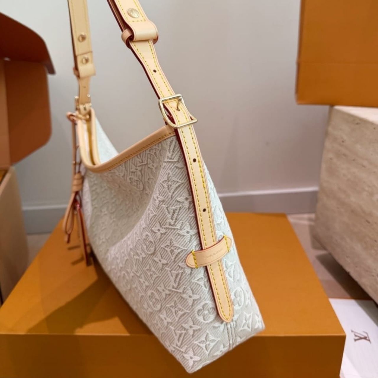Louis Vuitton CarryAll East-West 36cm M2A136 - Image 6