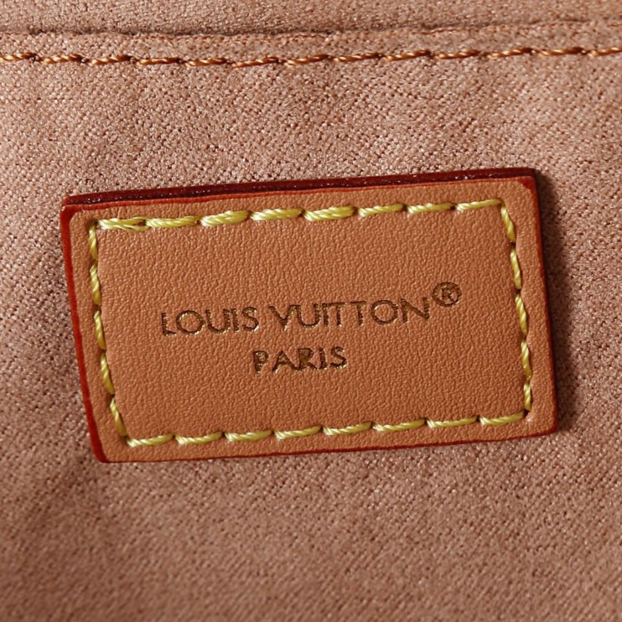 Louis Vuitton Squire East-West Monogram Dune 29cm M2A457 - Image 5