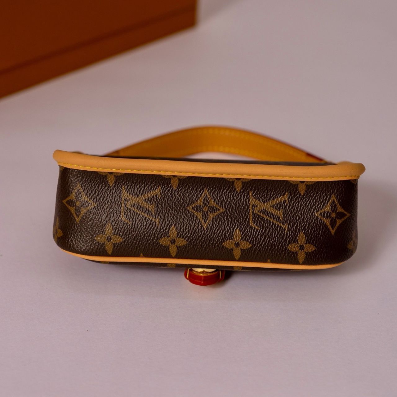 Louis Vuitton Nano Diane Monogram 19cm M83298 - Image 7