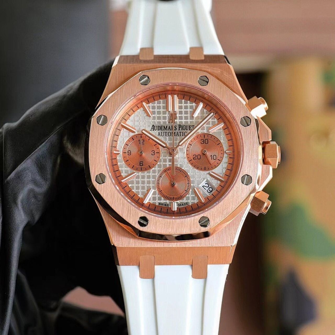 Audemars Piguet Royal Oak Offshore Chronograph 42mm - Image 7