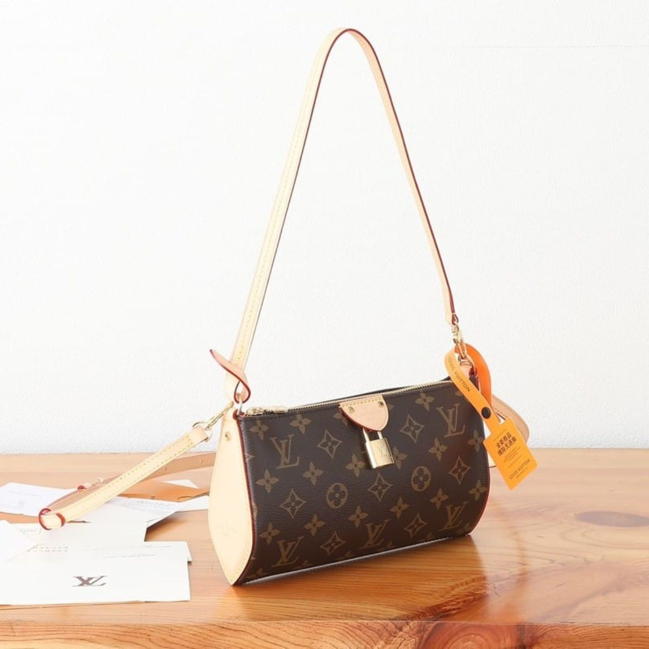 Prestige Edition - Louis Vuitton Pochette Tirette Monogram 20cm M12859 - Image 4