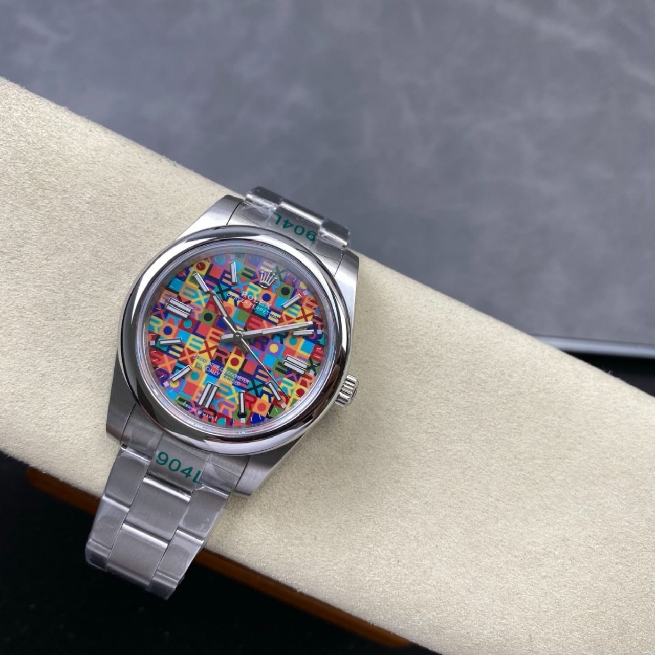 Rolex Oyster Perpetual Celebration Dial 41mm - Image 4