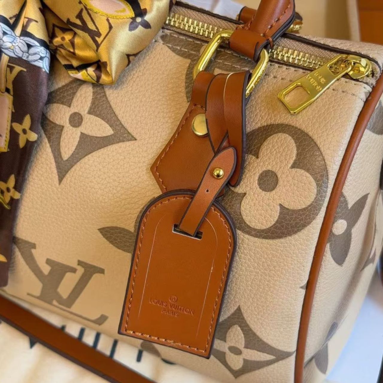 Louis Vuitton Speedy Bandouliere 25 Monogram Empreinte Beige Brown 25cm - Image 9