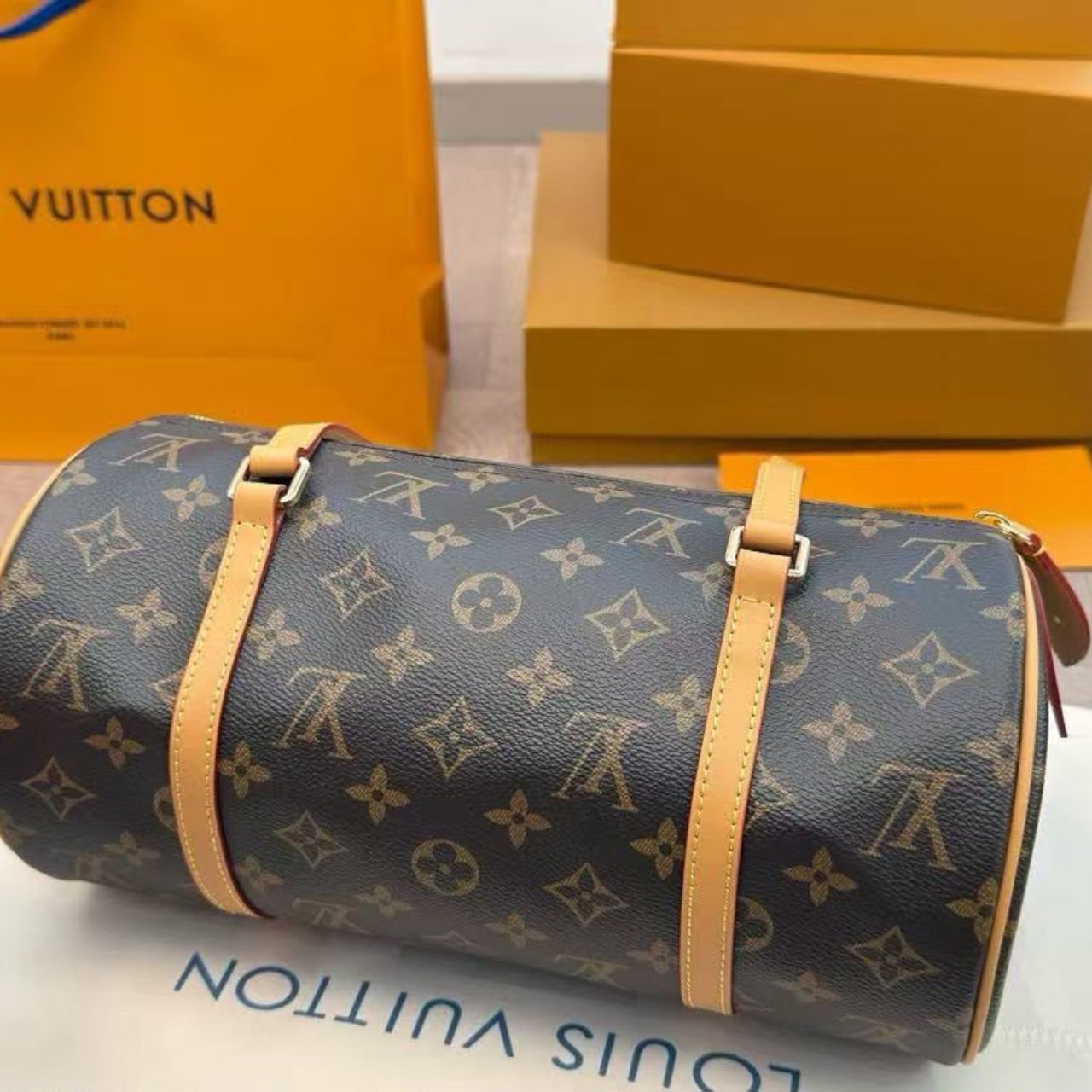 Louis Vuitton Papillon 30 Monogram 30cm - Image 3