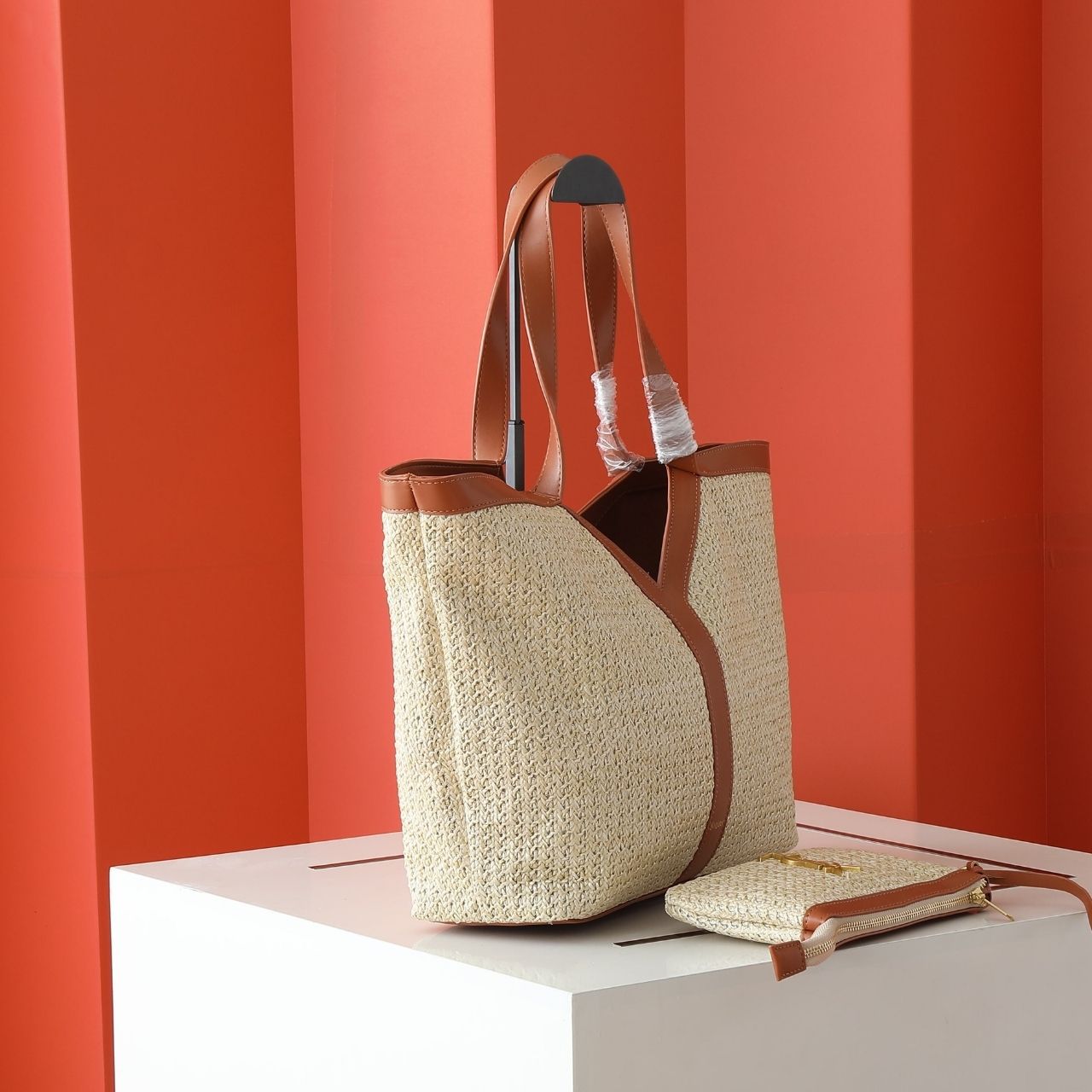 Saint Laurent Large Raffia Tote Bag Natural Brown 50Cm - Image 4