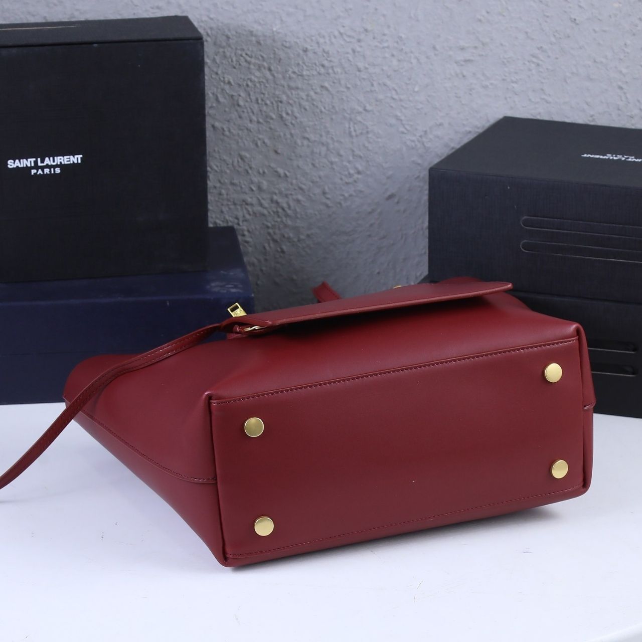 Saint Laurent Large Shopping Tote Bag Burgundy 33Cm - Image 6