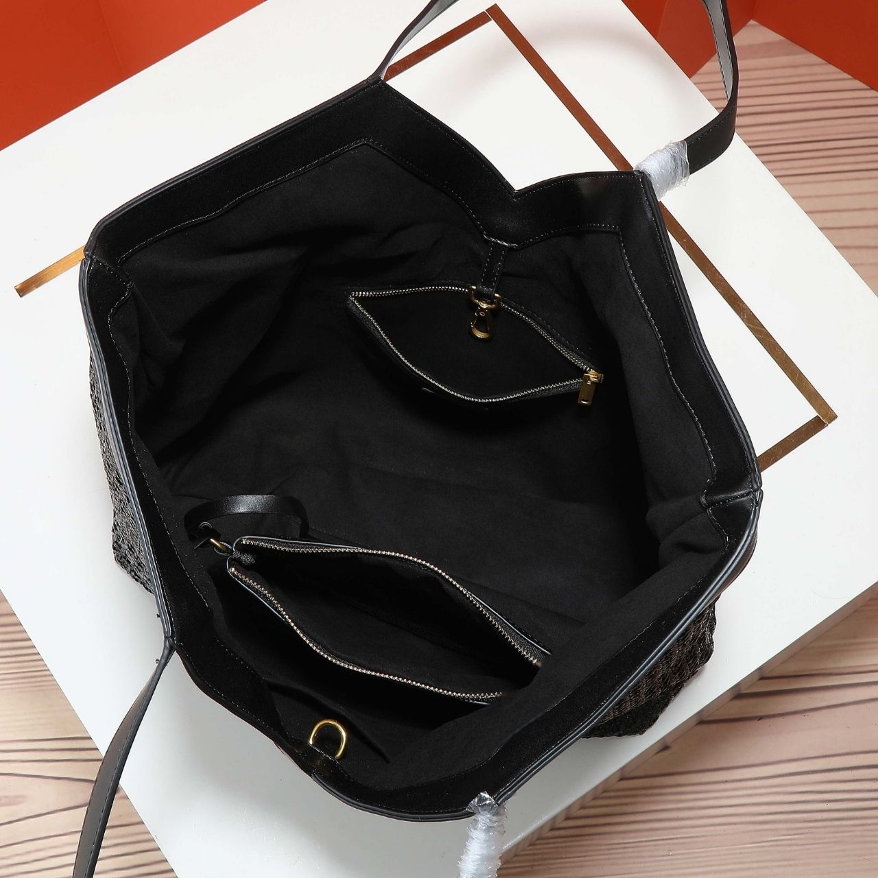 Saint Laurent Raffia Large Tote Bag Black 50Cm - Image 6