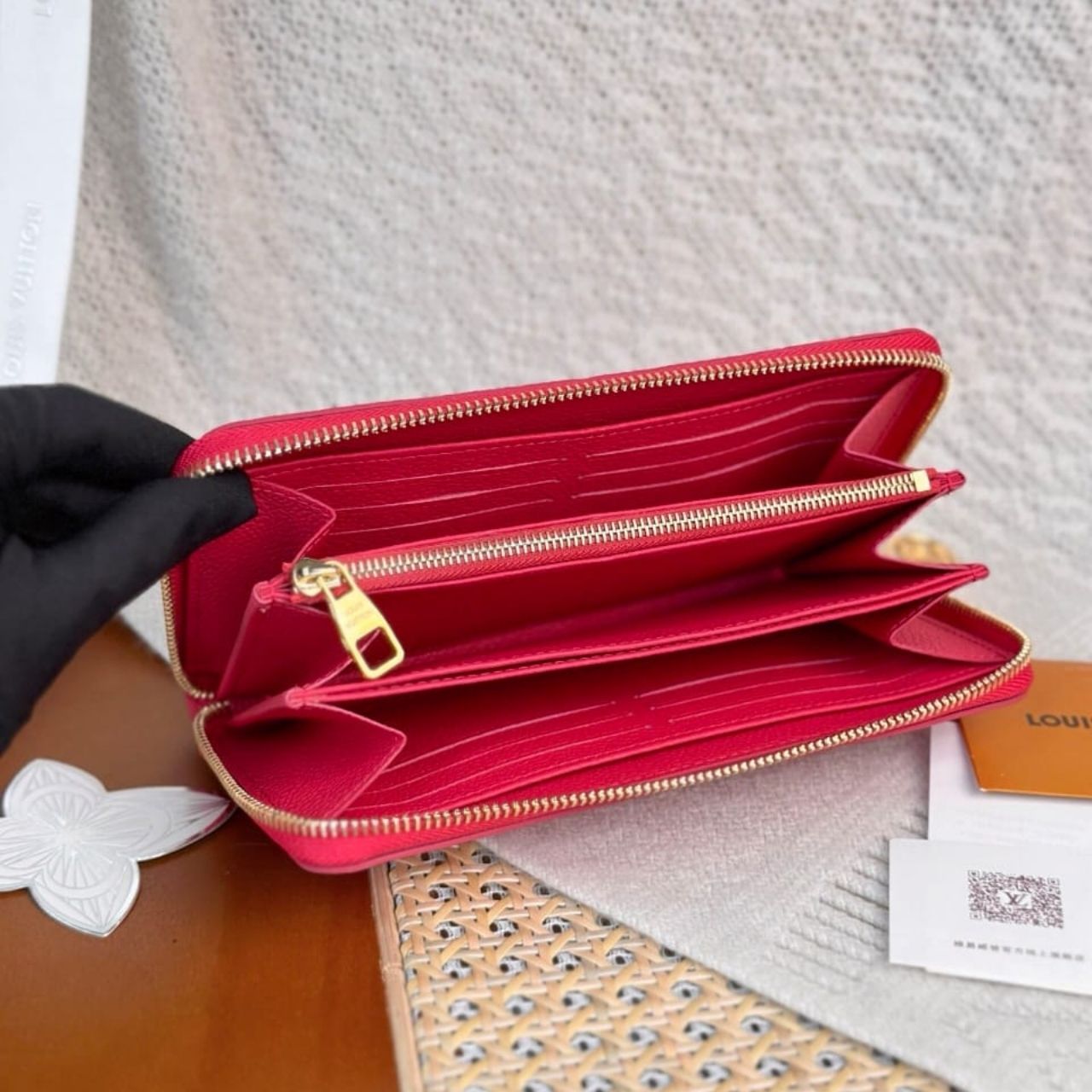 Prestige Edition - Louis Vuitton Zippy Wallet Red 19.5cm - Image 5