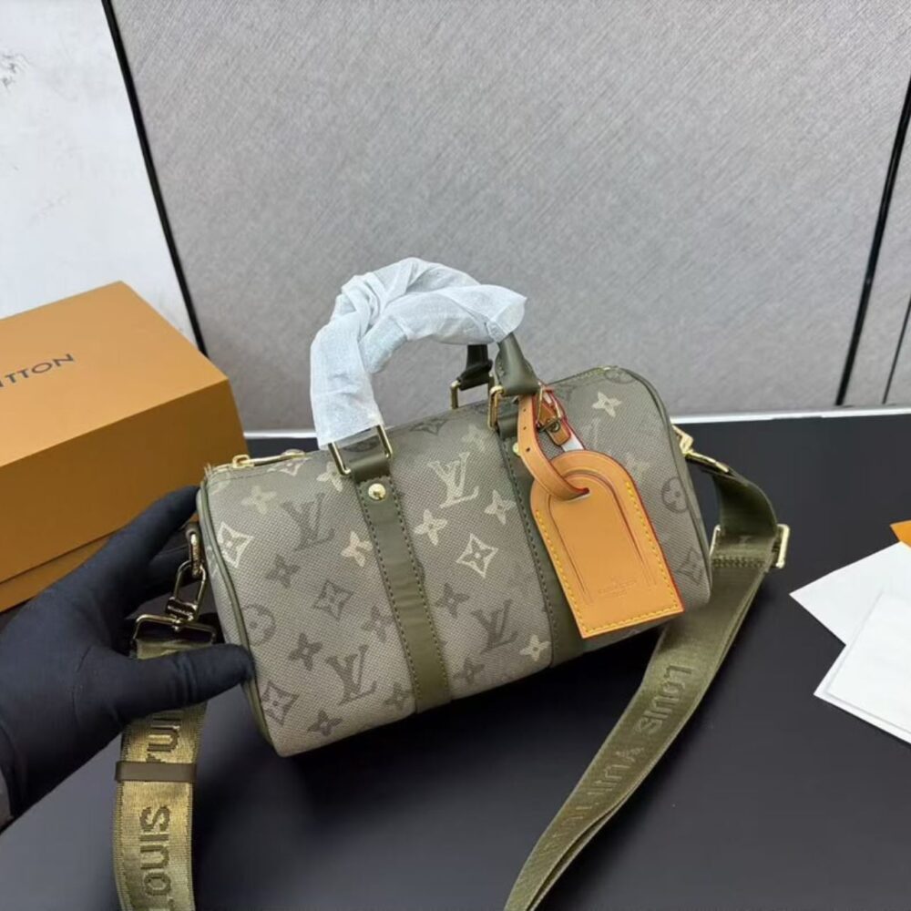 Alternative view of Louis Vuitton Keepall Bandouliere 25 Sand Beige 25cm M29272