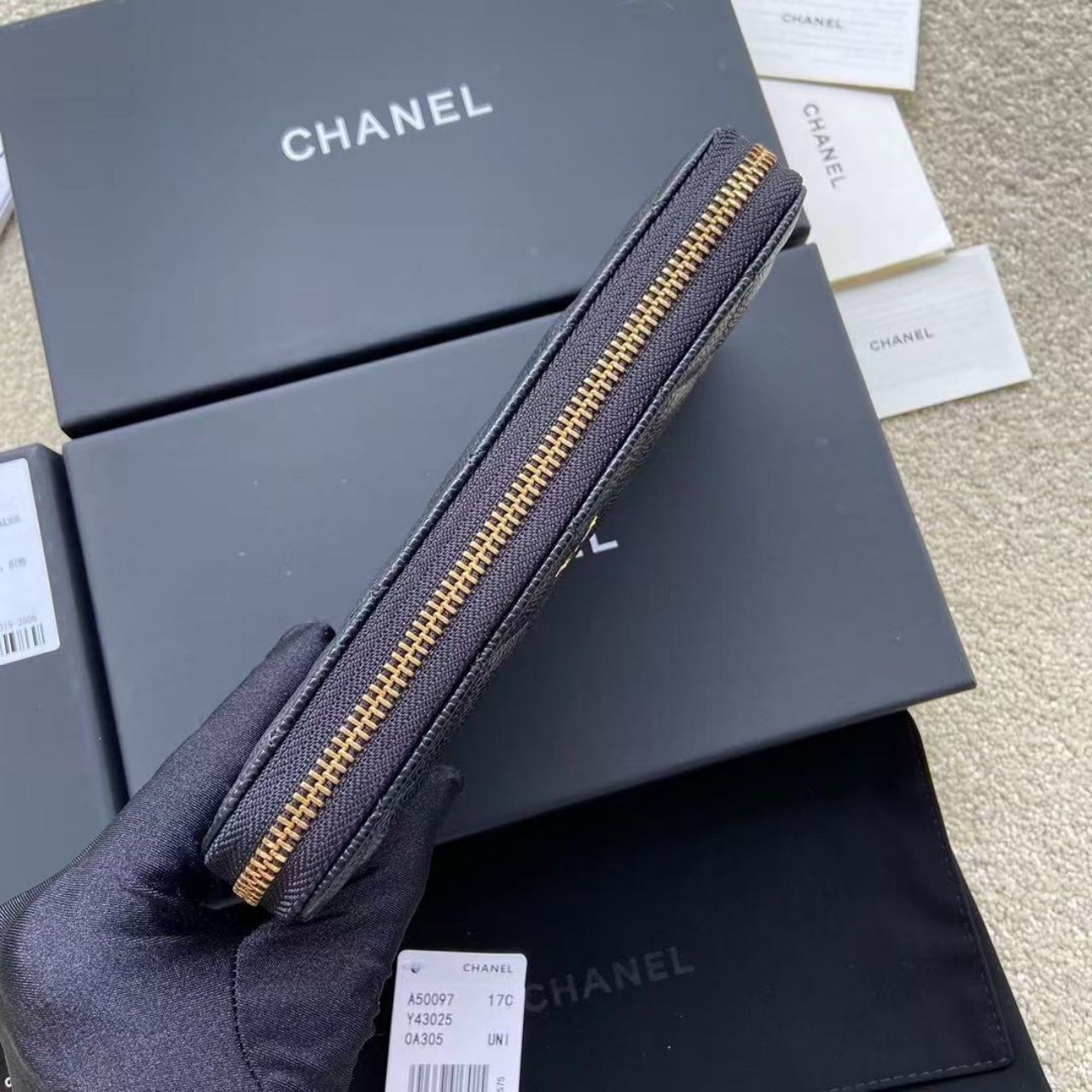Prestige Edition - Chanel Classic Quilted Zip Around Long Wallet Black 19.5cm - Image 5