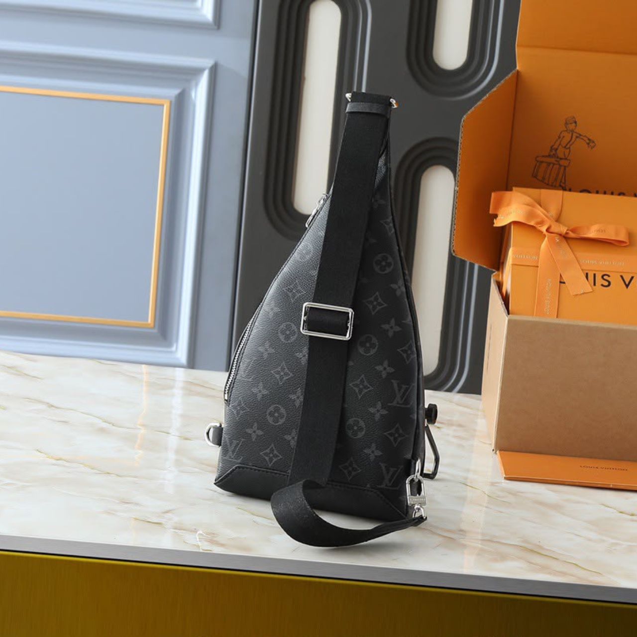 Louis Vuitton Duo Slingbag Black 42cm M30936 - Image 5