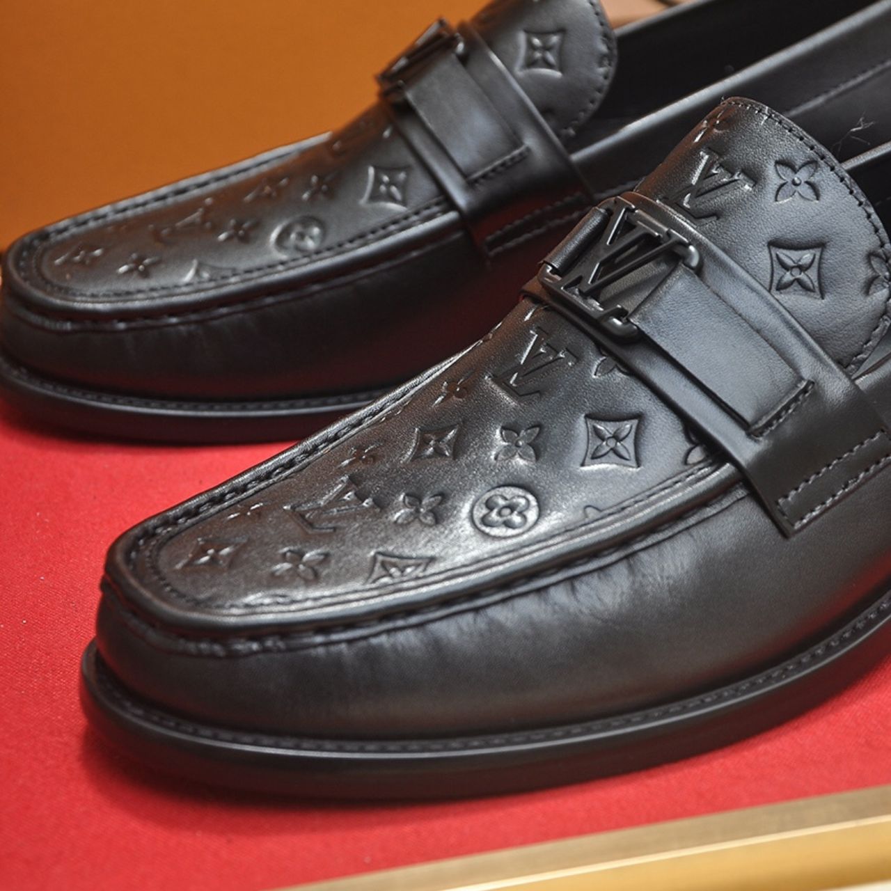 Louis Vuitton Major Loafer Black - Image 7