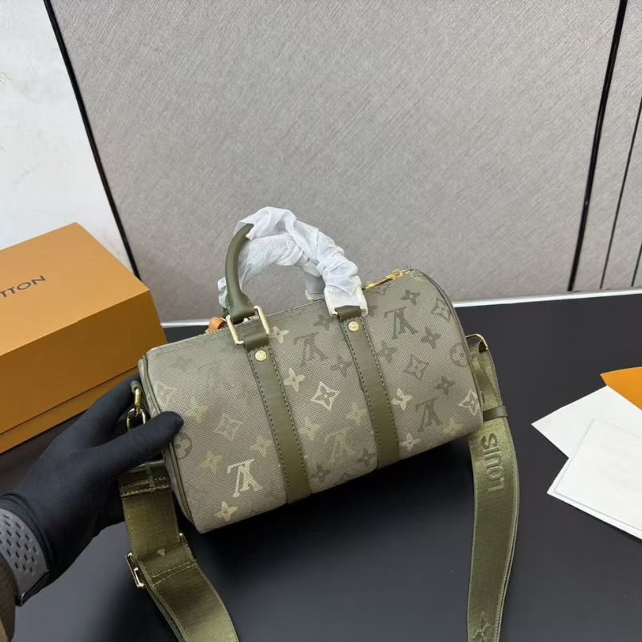 Louis Vuitton Keepall Bandouliere 25 Sand Beige 25cm M29272 - Image 3
