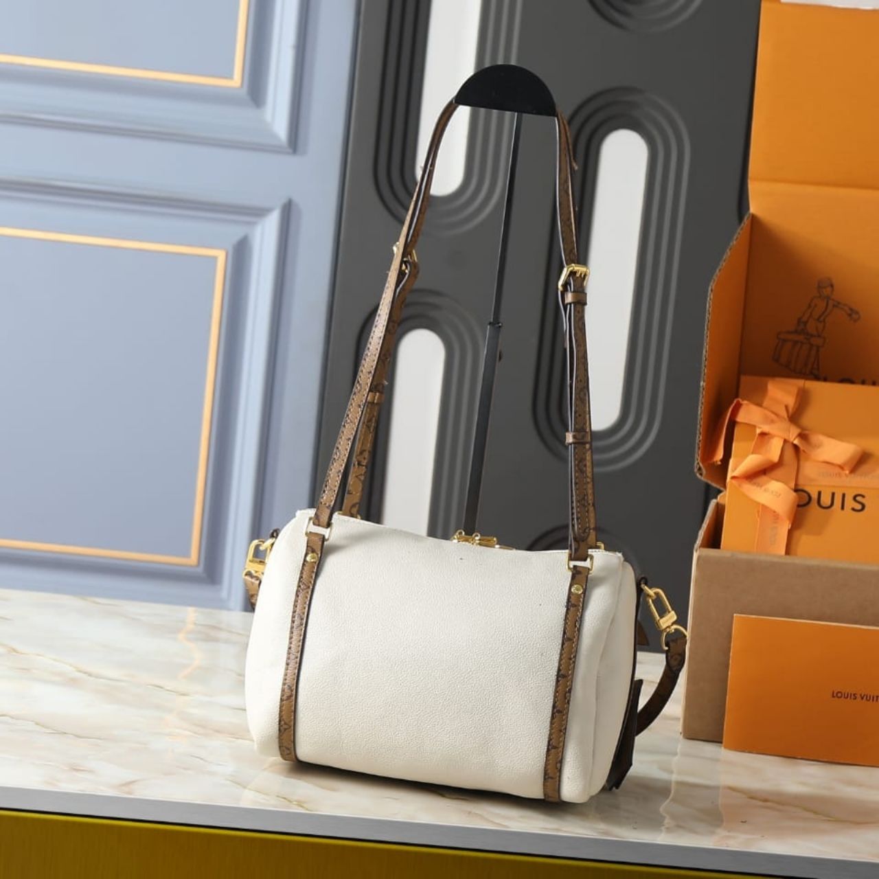 Louis Vuitton Express PM Vanille 26cm M29392 - Image 5