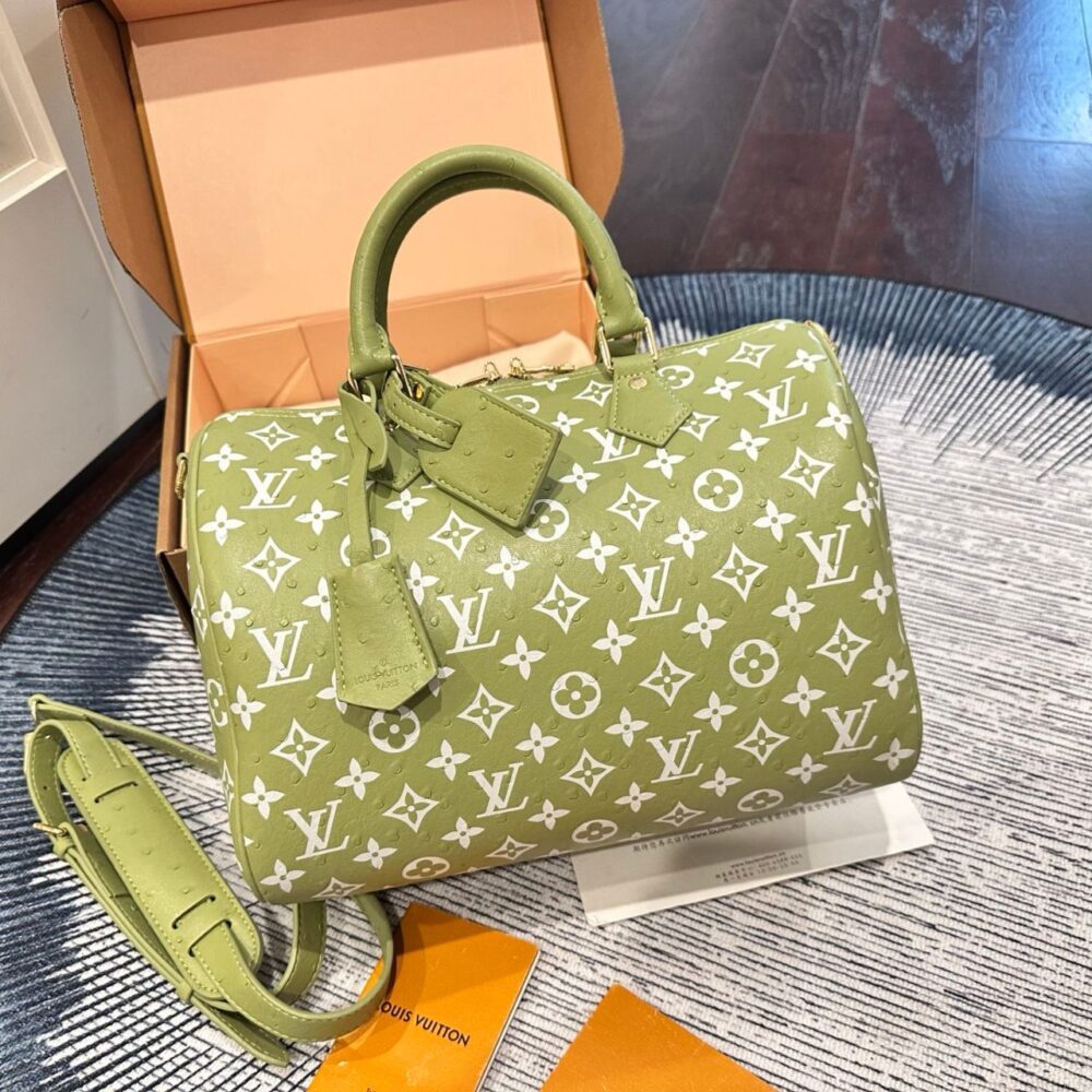 Alternative view of Louis Vuitton Speedy Bandouliere 30 Monogram Green 30cm