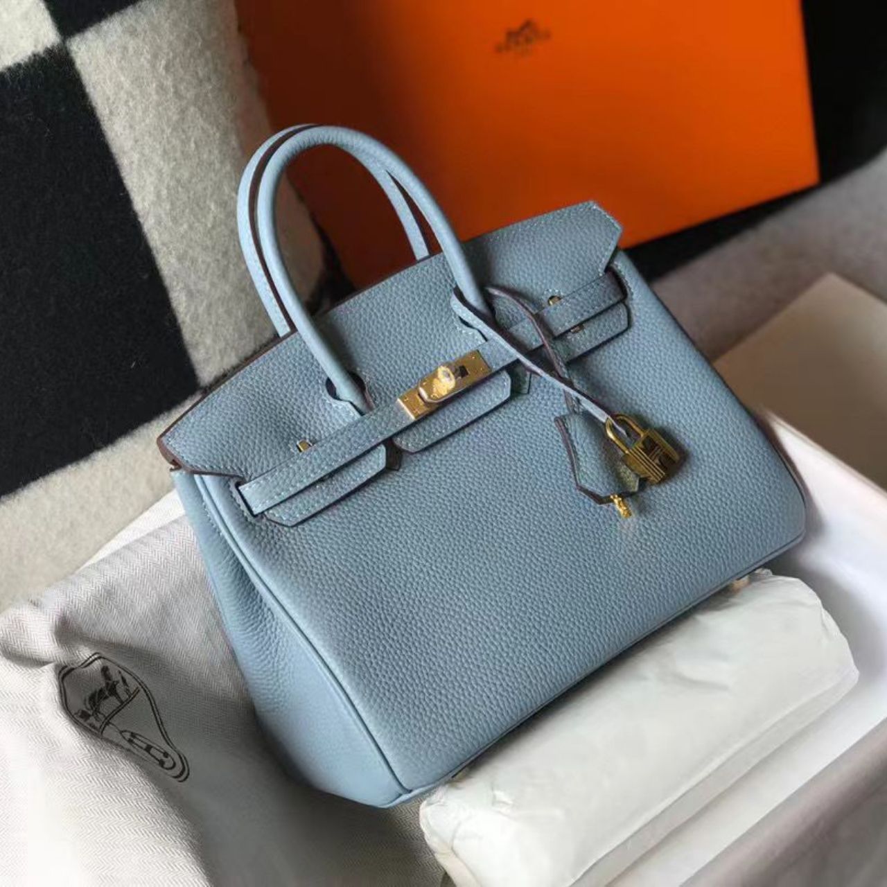 Prestige Edition - Hermes Birkin 35 Bleu Pale Gold Hardware 35cm - Image 6