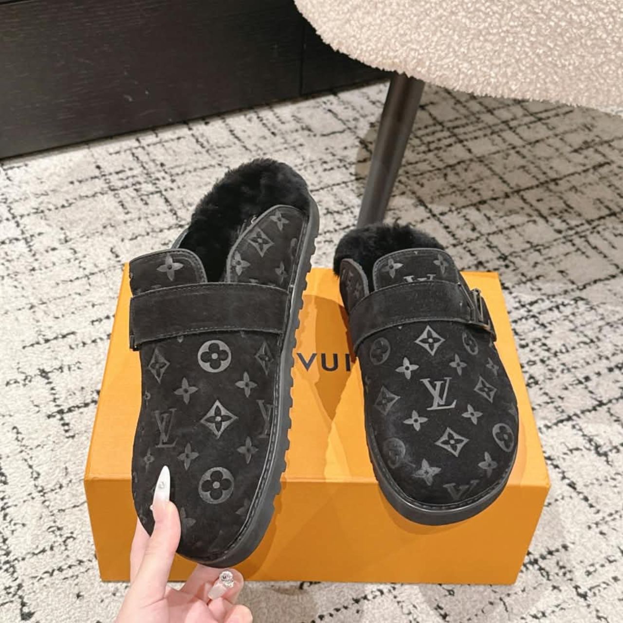 Louis Vuitton LV Cosy Mule Monogram Suede Black - Image 6