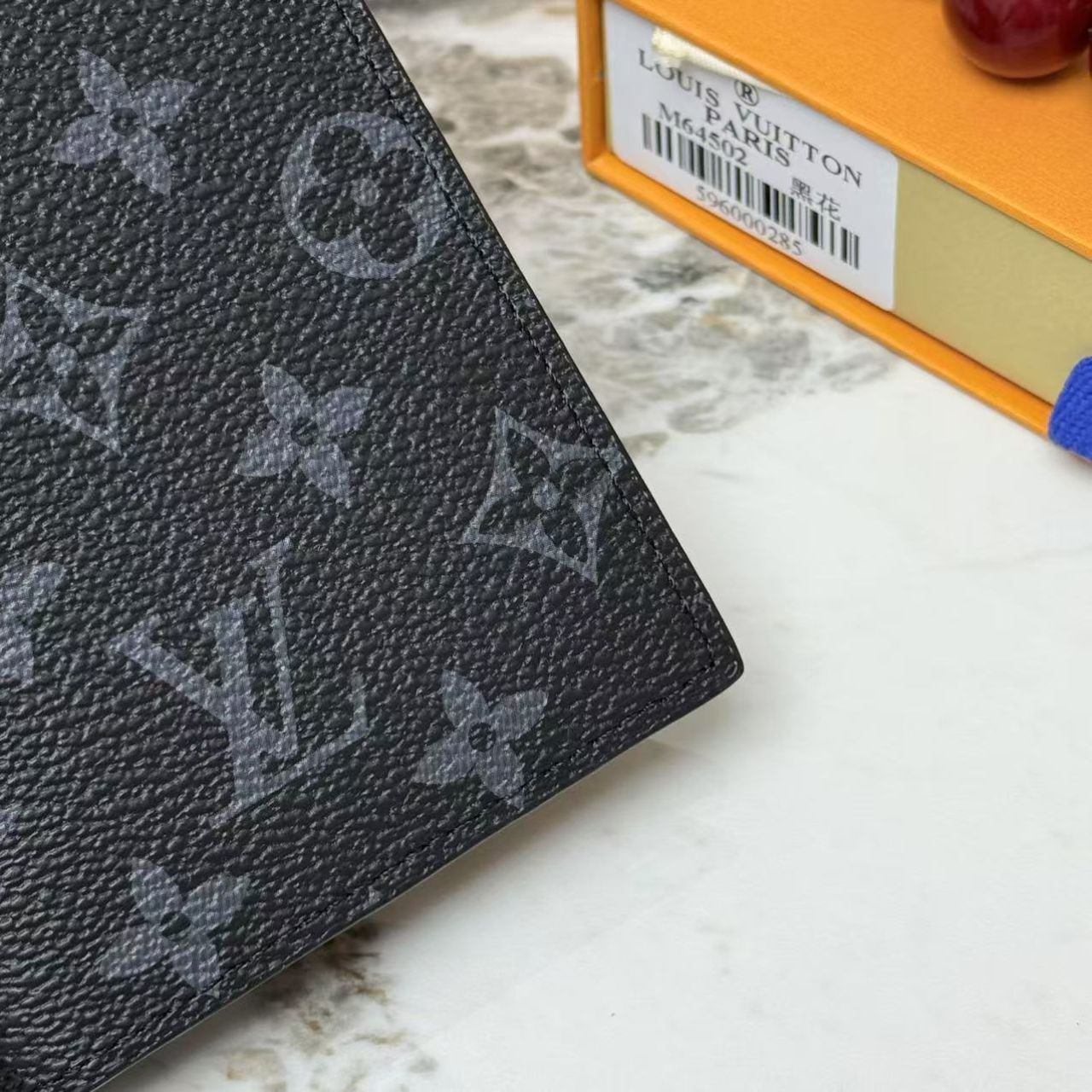 Louis Vuitton Passport Cover Monogram Eclipse 14cm M64501 - Image 7