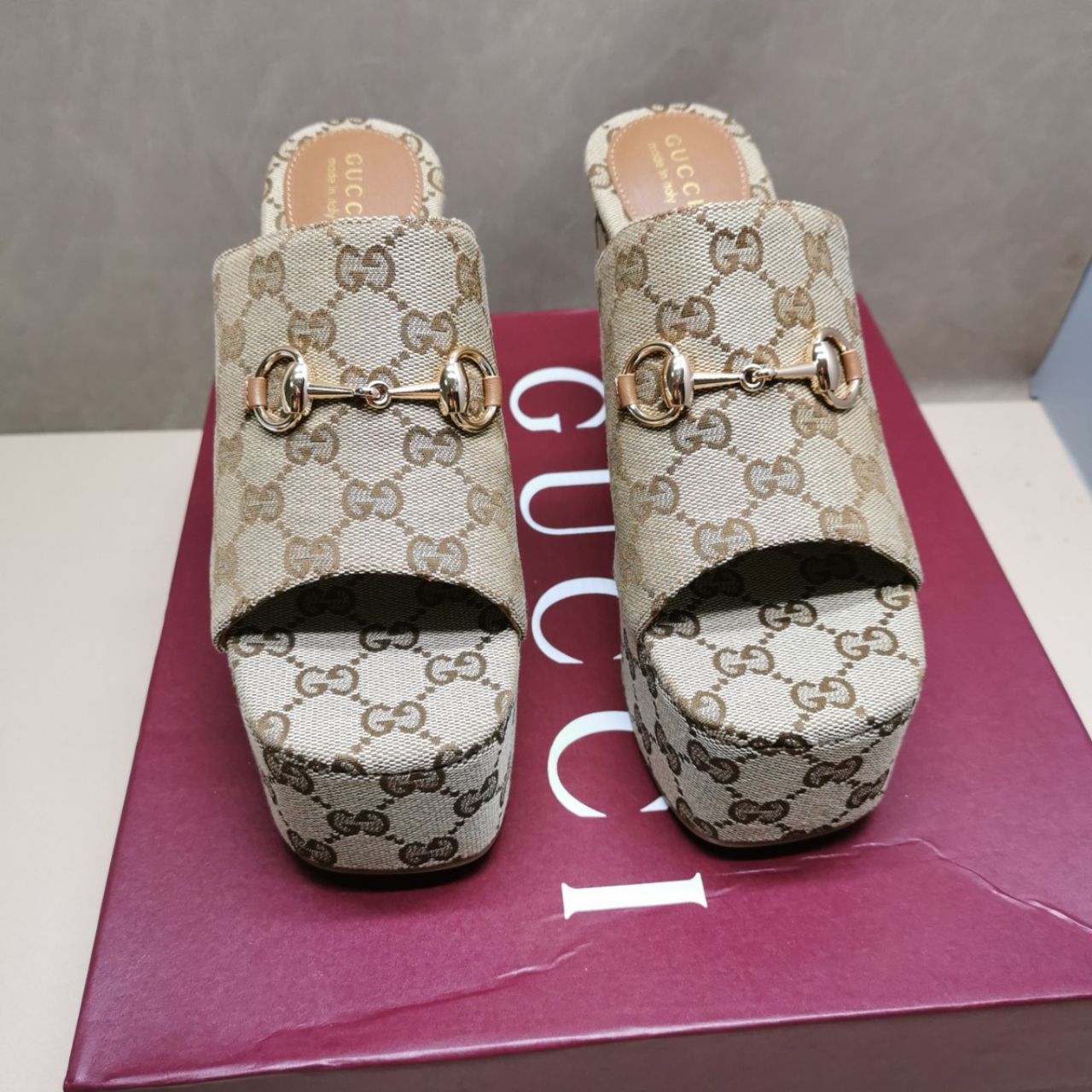 Gucci Women's Wedge Sandal With Horsebit - Image 3