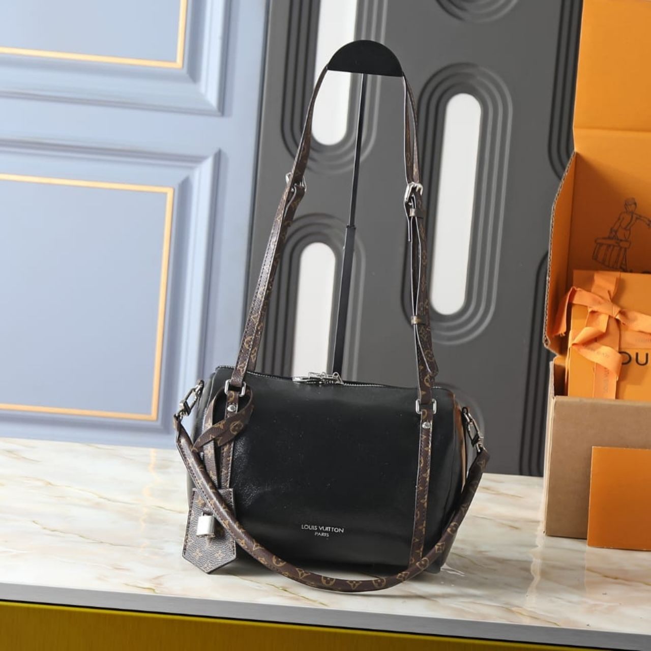 Louis Vuitton Express PM Saga Noir 26cm M27920 - Image 3