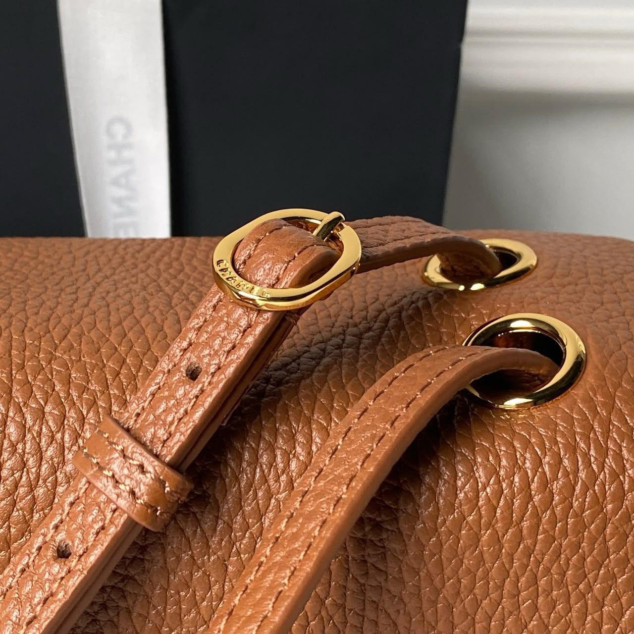 Chanel Metiers Dart 2026 Maxi Flap Bag Camel 38cm AS6233 B24008 U8390 - Image 7