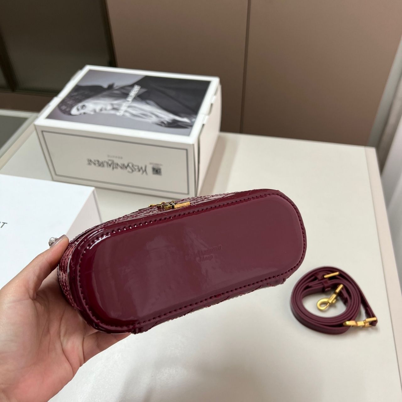 Saint Laurent Gaby Vanity Bag Rouge Cabernet 19Cm - Image 5