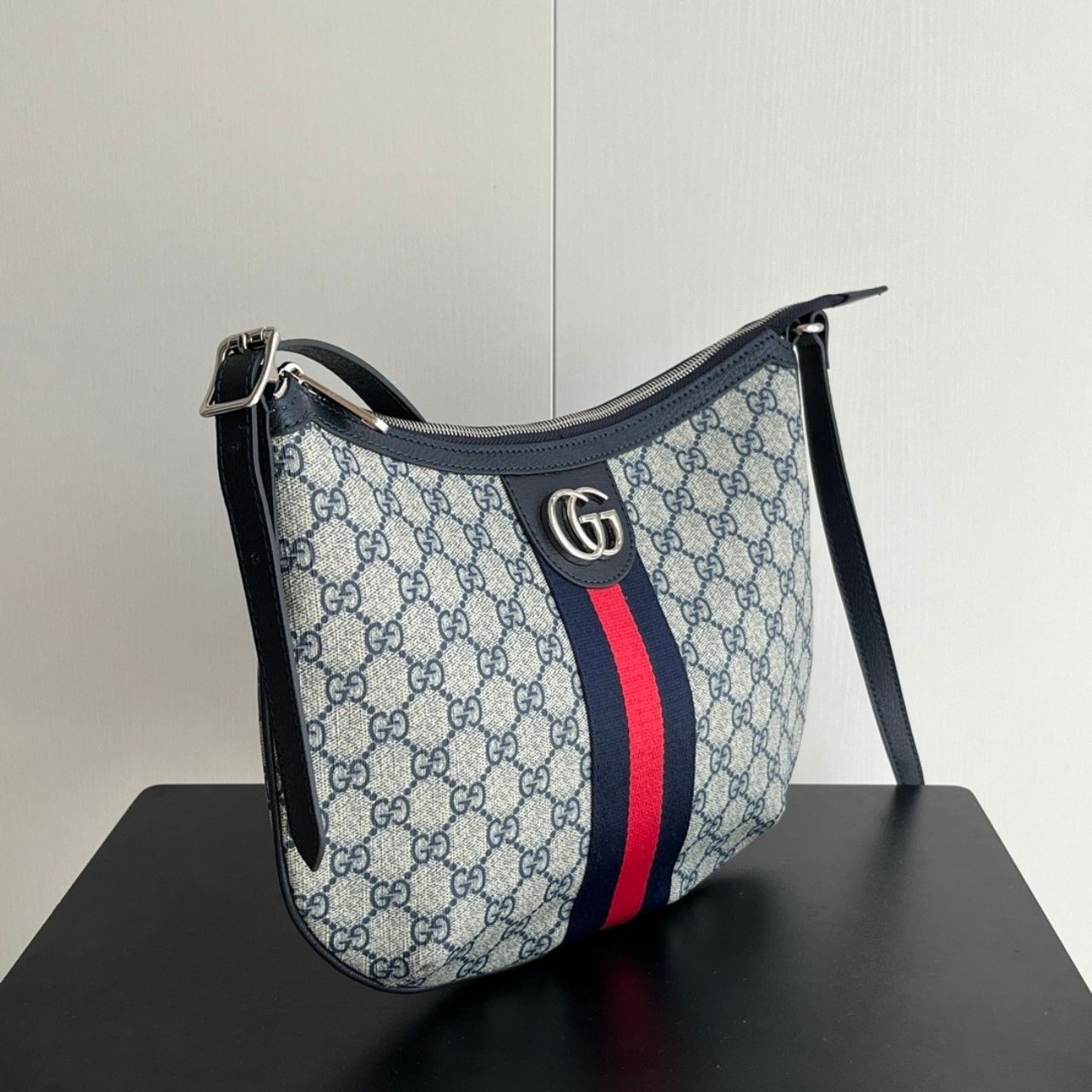 Gucci Ophidia Large Shoulder Bag Brown GG Supreme 35cm - Image 4