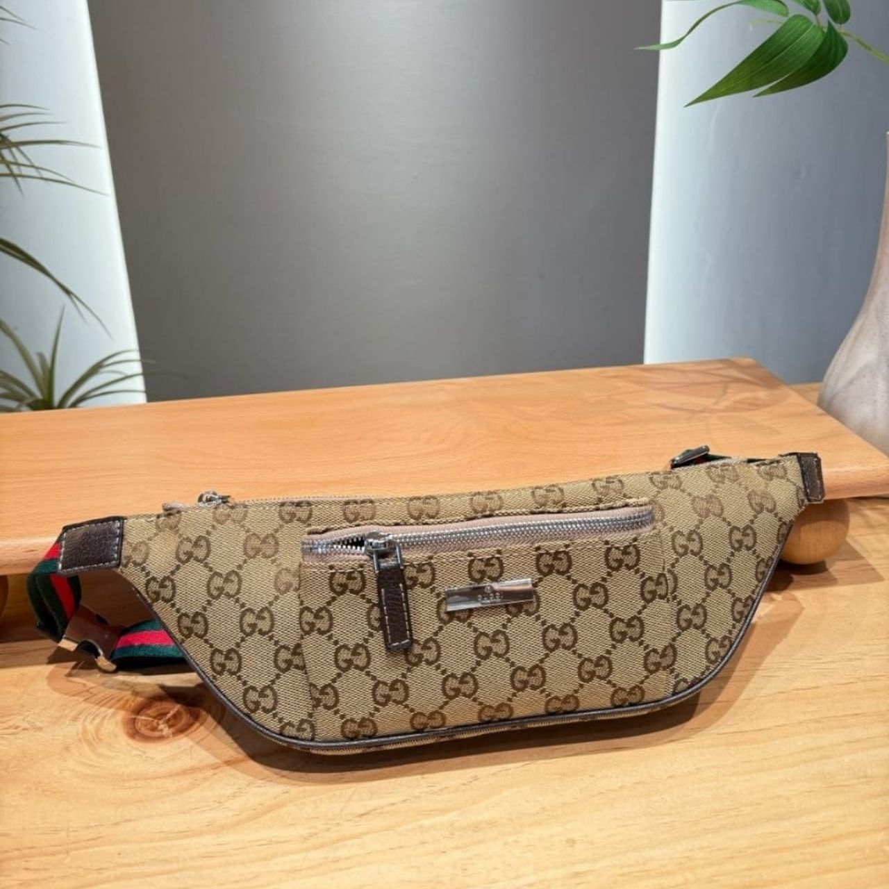 Gucci Flatpack Small Belt Bag Sand And Dark Brown 34cm - Image 3