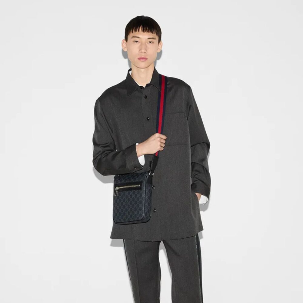 Alternative view of Gucci GG Supreme Messenger Bag Black 23.5Cm