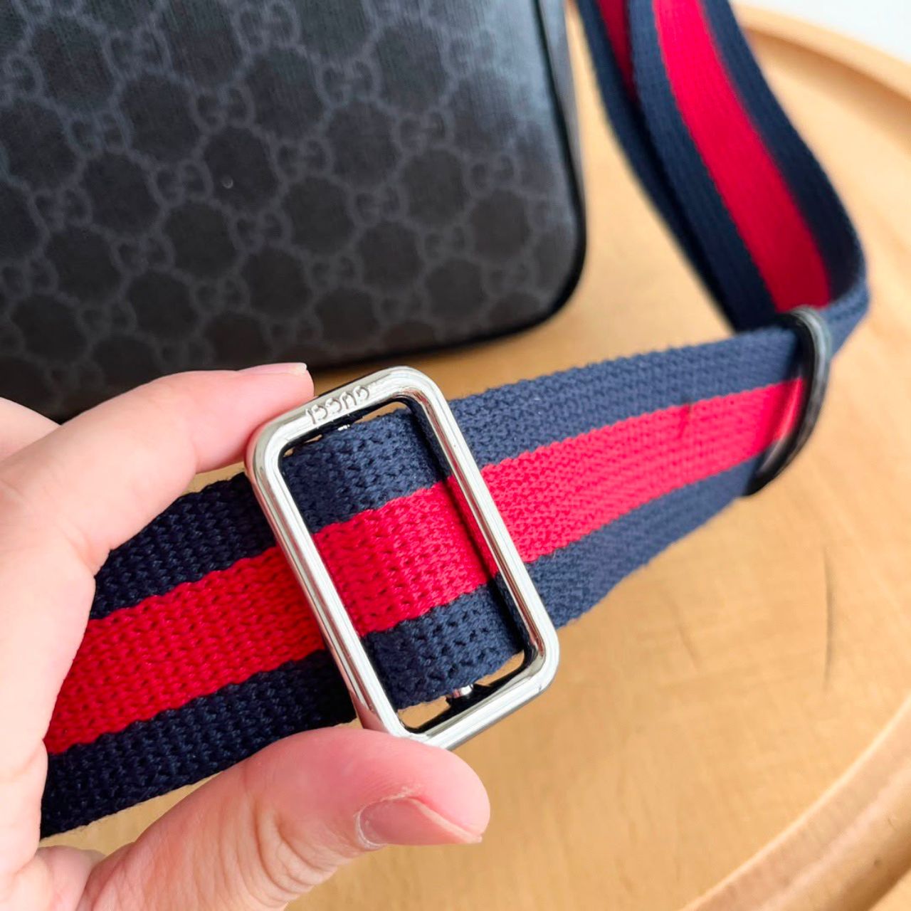Gucci GG Supreme Messenger Bag Black 23.5Cm - Image 8