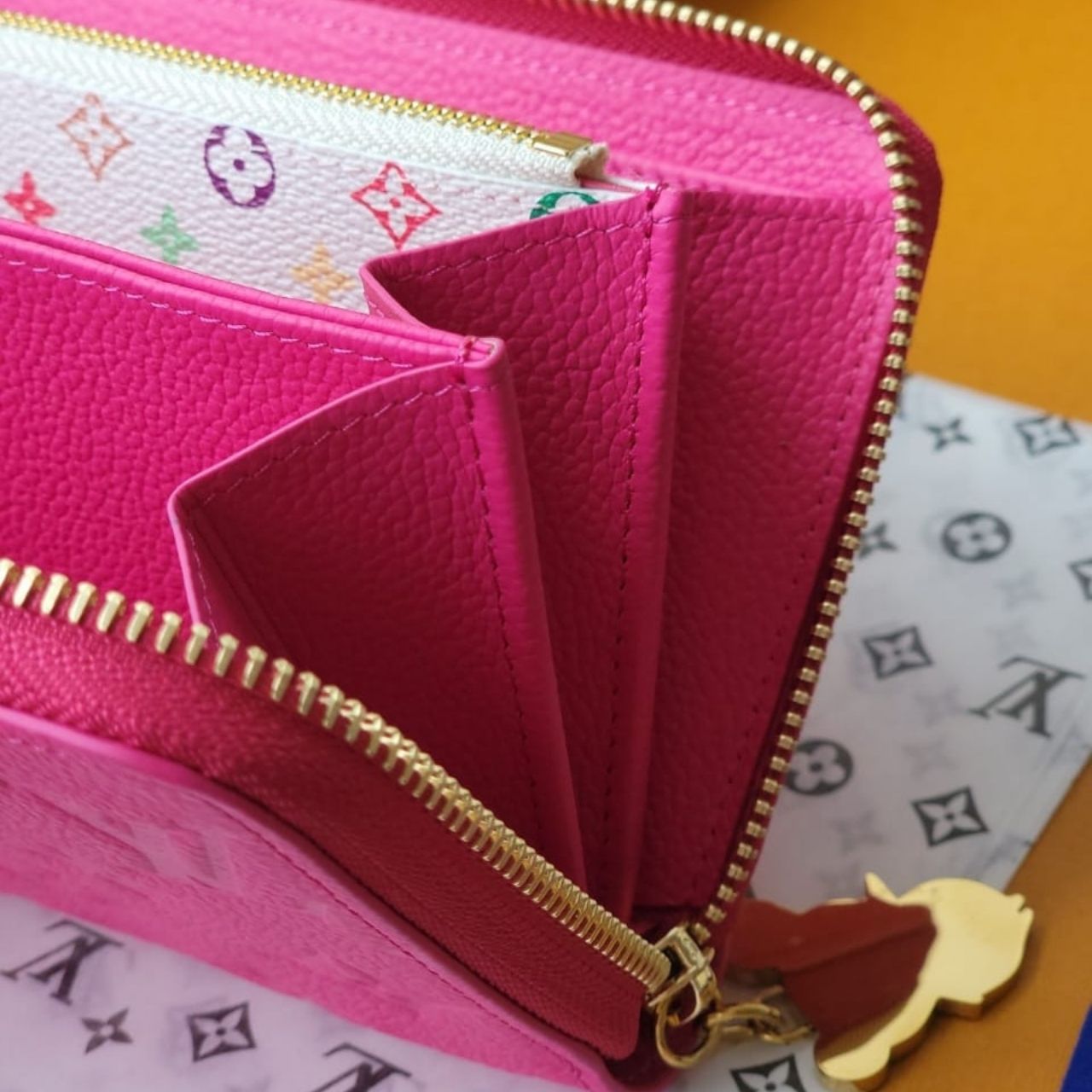 Prestige Edition - Louis Vuitton x Takashi Murakami Zippy Wallet Kawaii Pink 19.5cm M13618 - Image 8