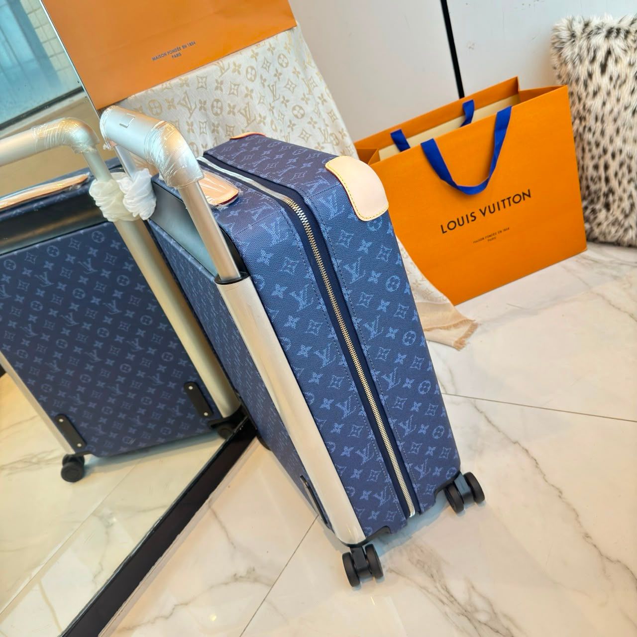 Louis Vuitton Horizon 55 Ocean 55cm M26862 - Image 7